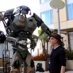Adam Savage presenta uno spettacolare robot al Comic-Con 